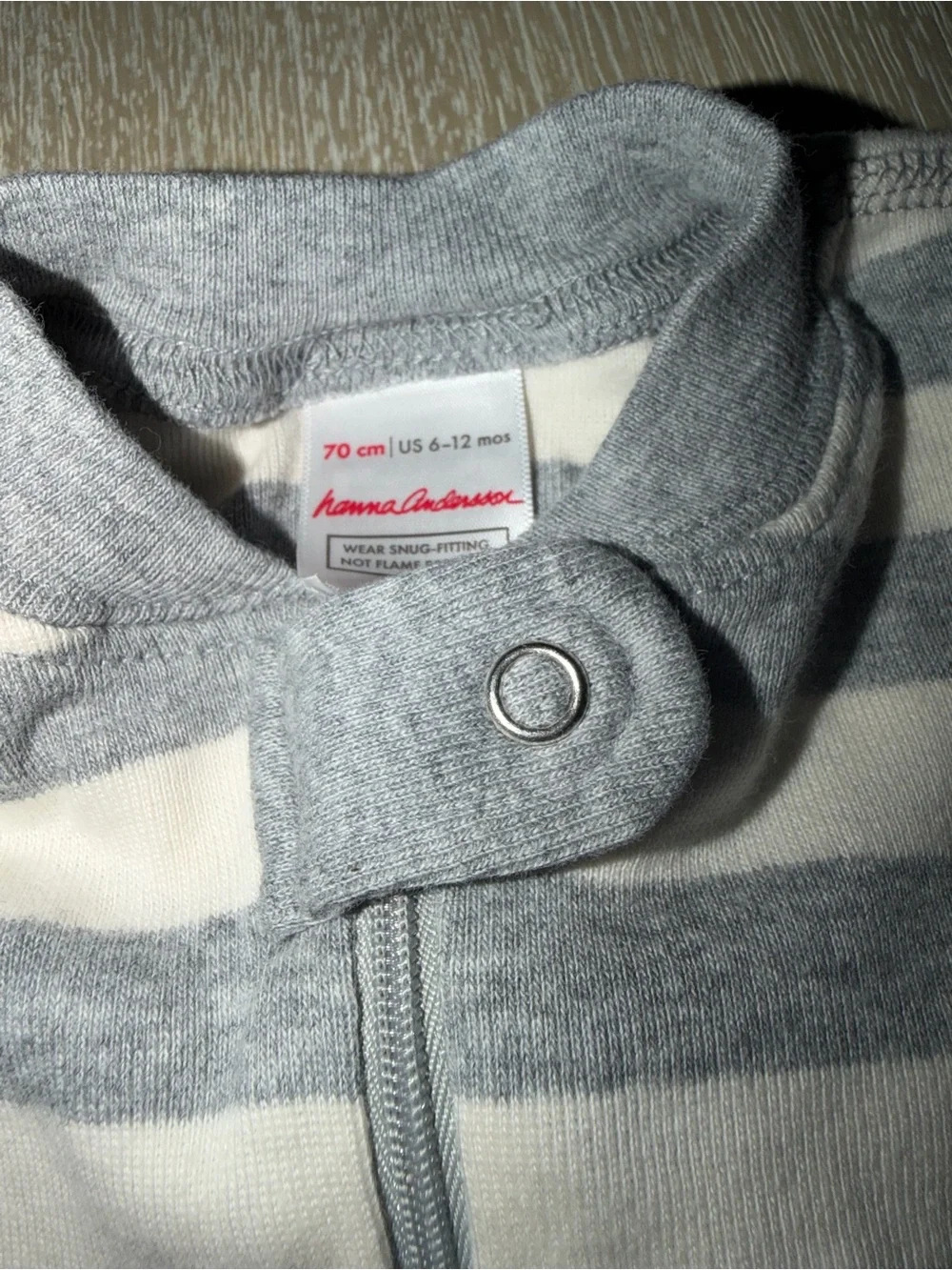 Hanna Andersson 2-way Striped Gray & White Sleeper size 6-12 months